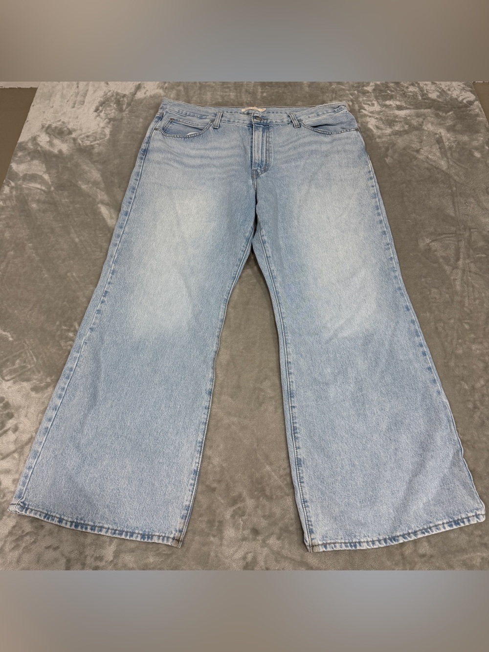 Levi's 94 Baggy Bootcut Jeans Light Wash Denim Relaxed Fit Women's 34 Blue